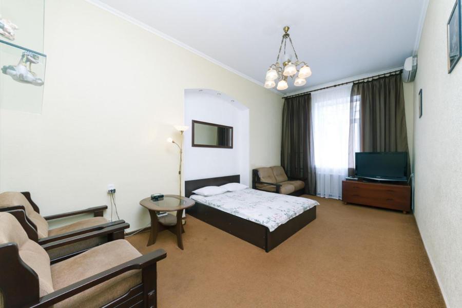 комфортабельные на бессарабка, арена. Apartment *